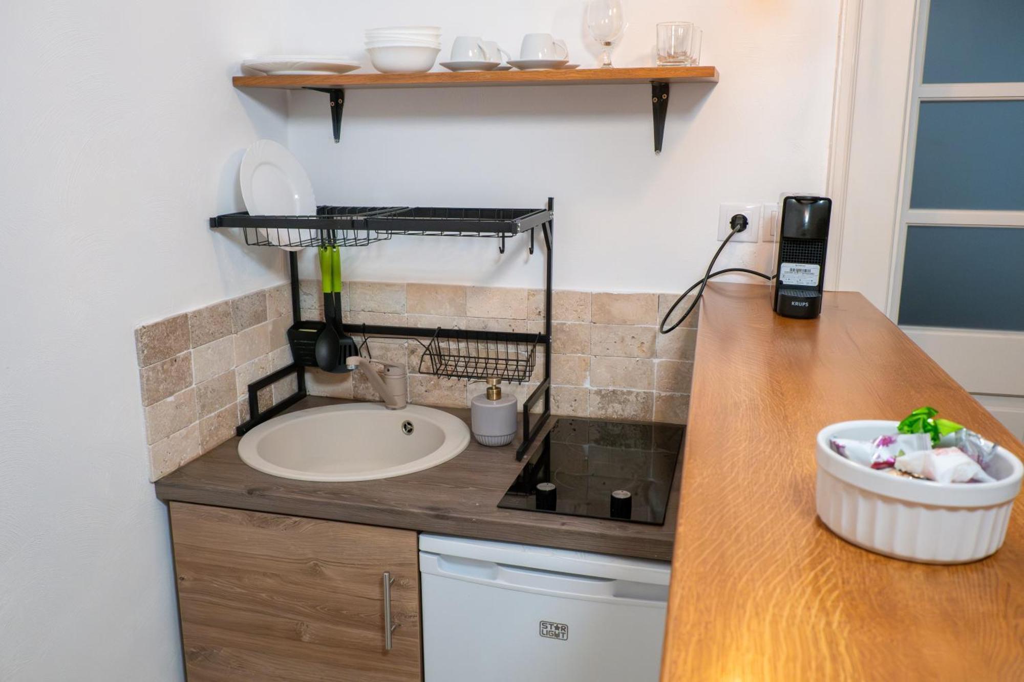 Casa Puscariu Lägenhet Braşov Exteriör bild