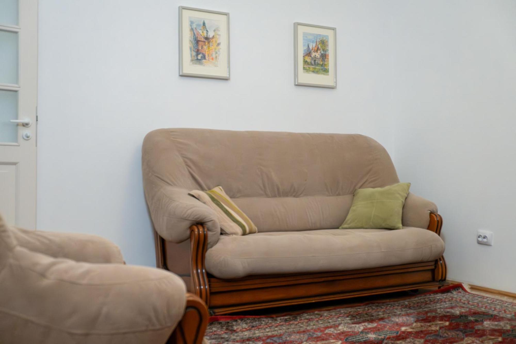 Casa Puscariu Lägenhet Braşov Exteriör bild