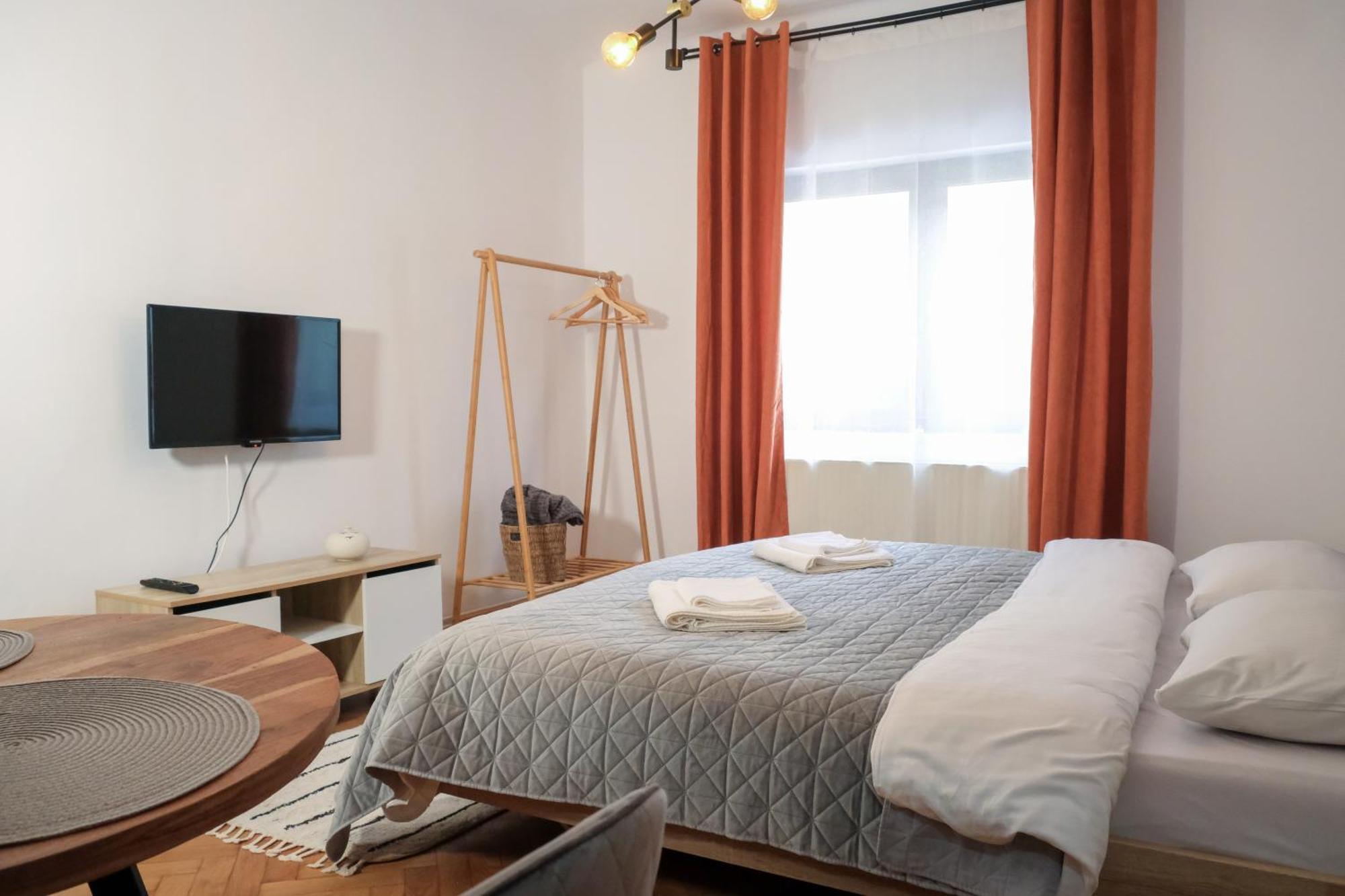 Casa Puscariu Lägenhet Braşov Exteriör bild