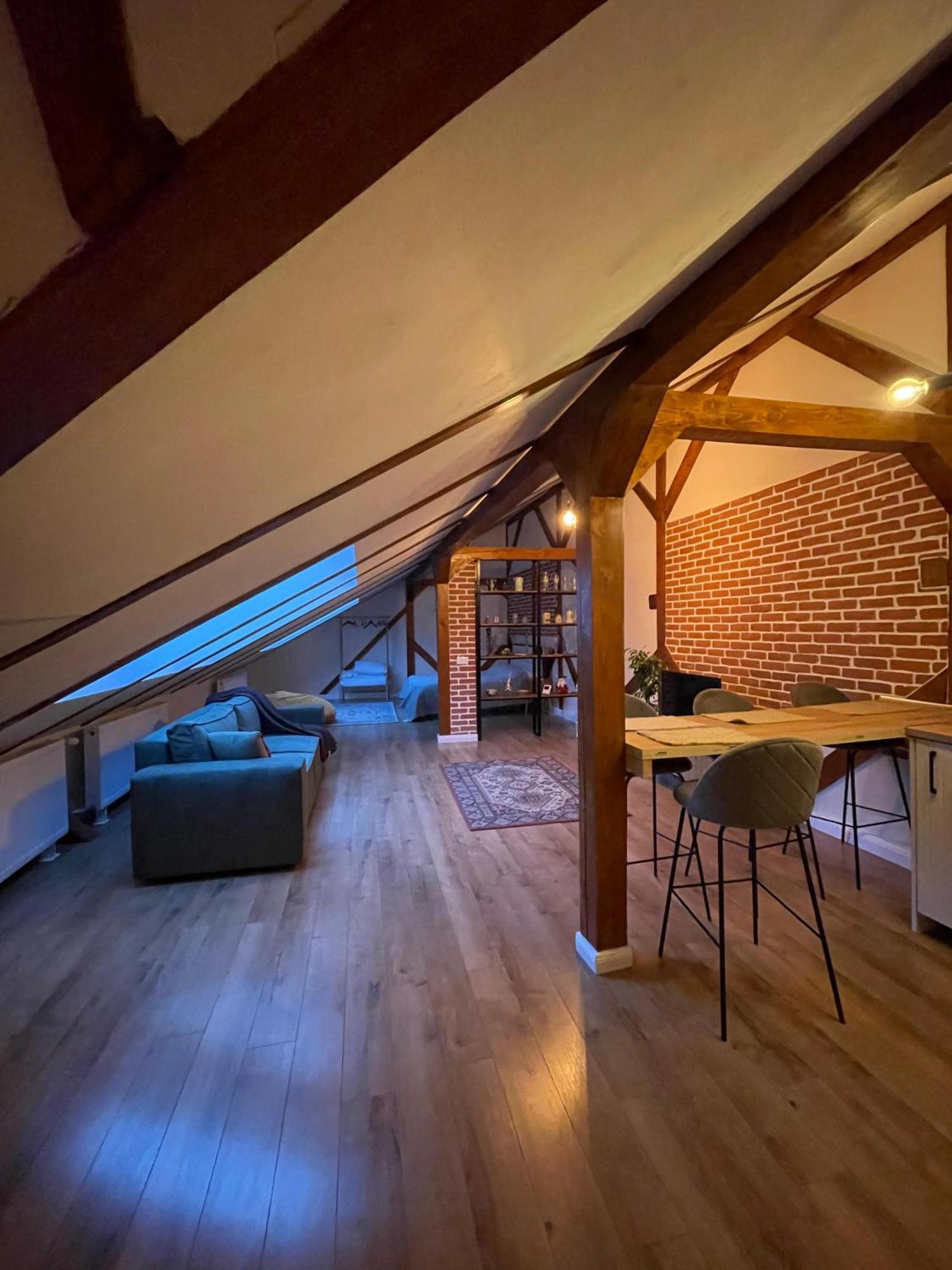 Casa Puscariu Lägenhet Braşov Exteriör bild