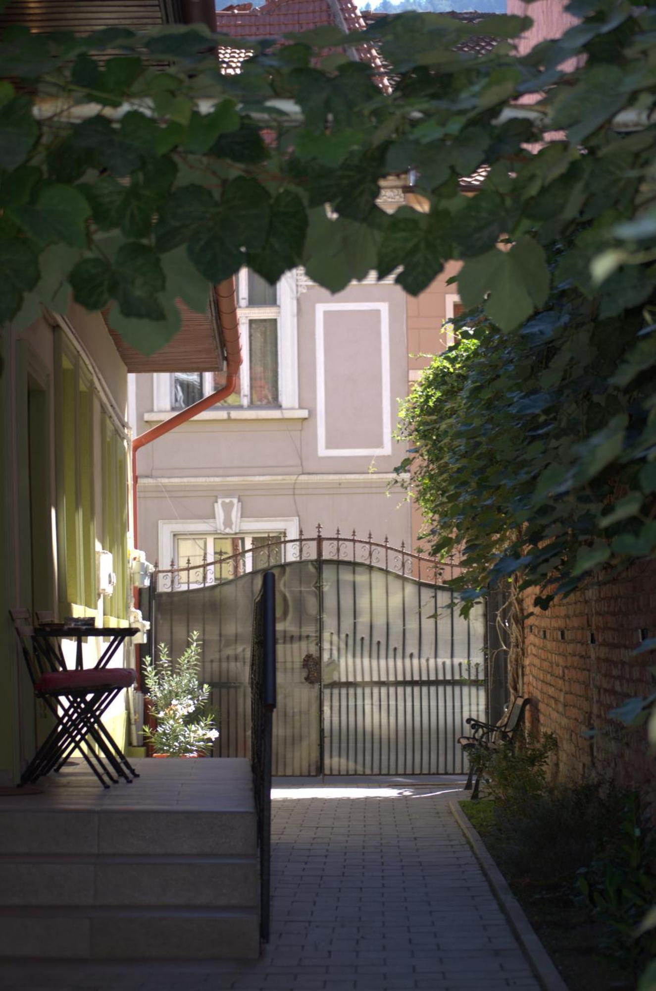 Casa Puscariu Lägenhet Braşov Exteriör bild